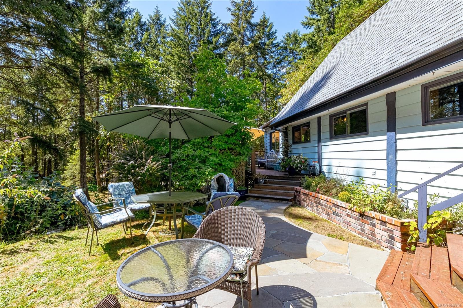 13725 Jennifer Rd, Cassidy, BC