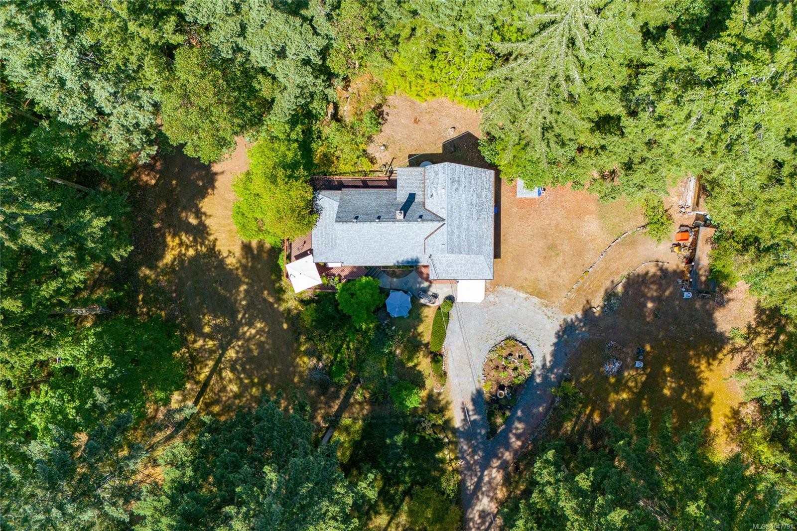 13725 Jennifer Rd, Cassidy, BC