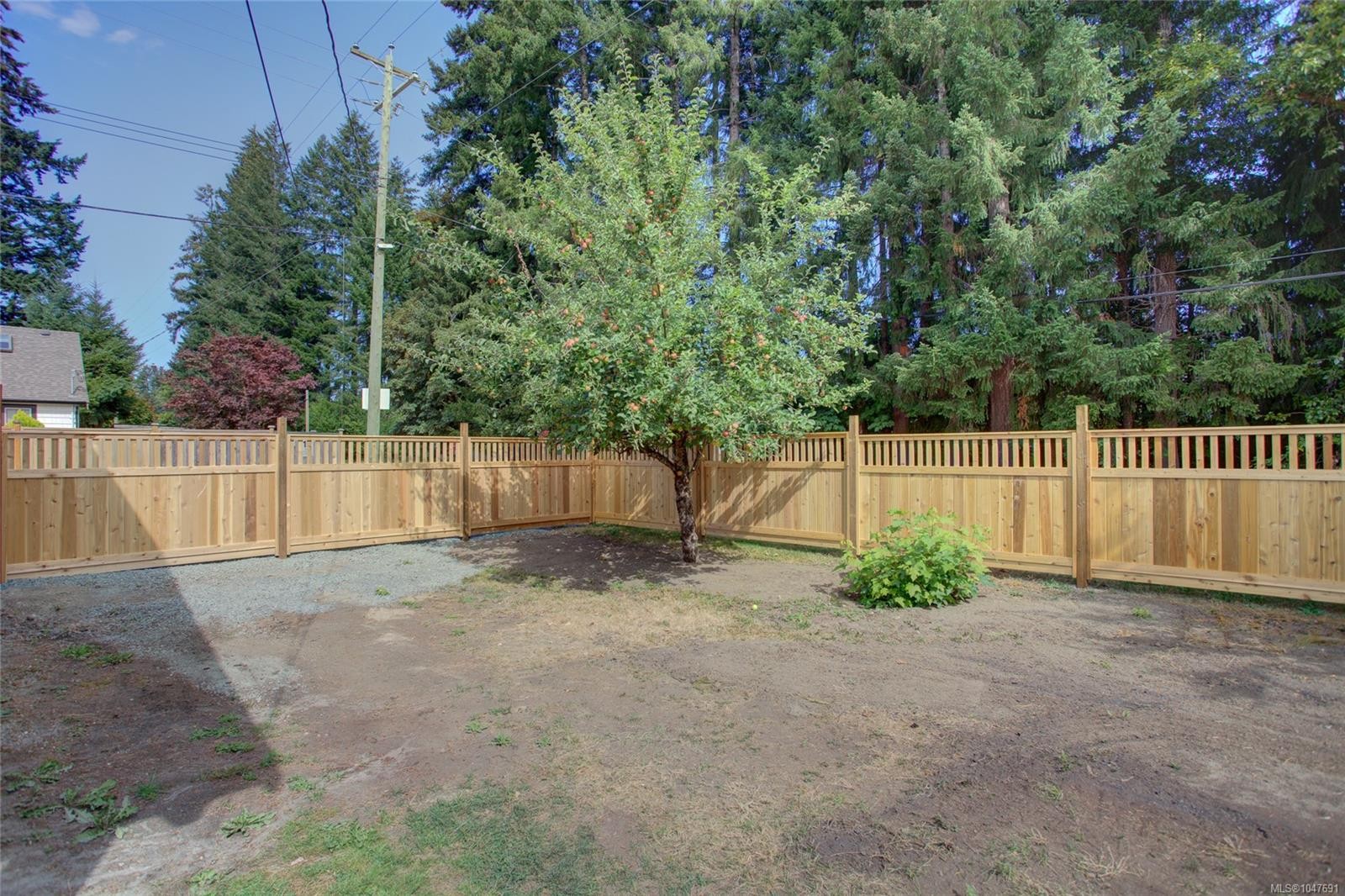 6810 Third St, Honeymoon Bay, BC