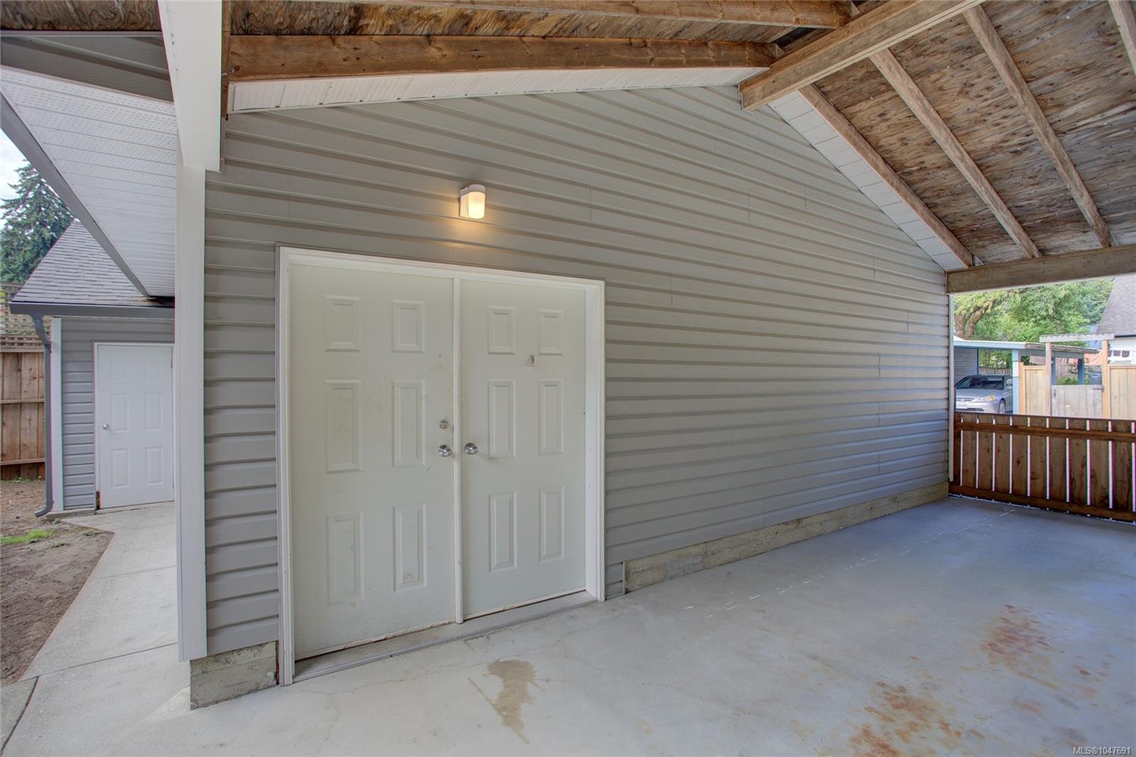 6810 Third St, Honeymoon Bay, BC