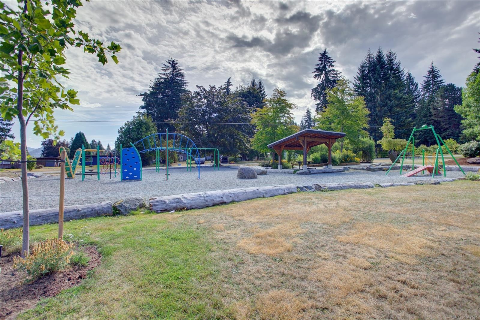 6810 Third St, Honeymoon Bay, BC
