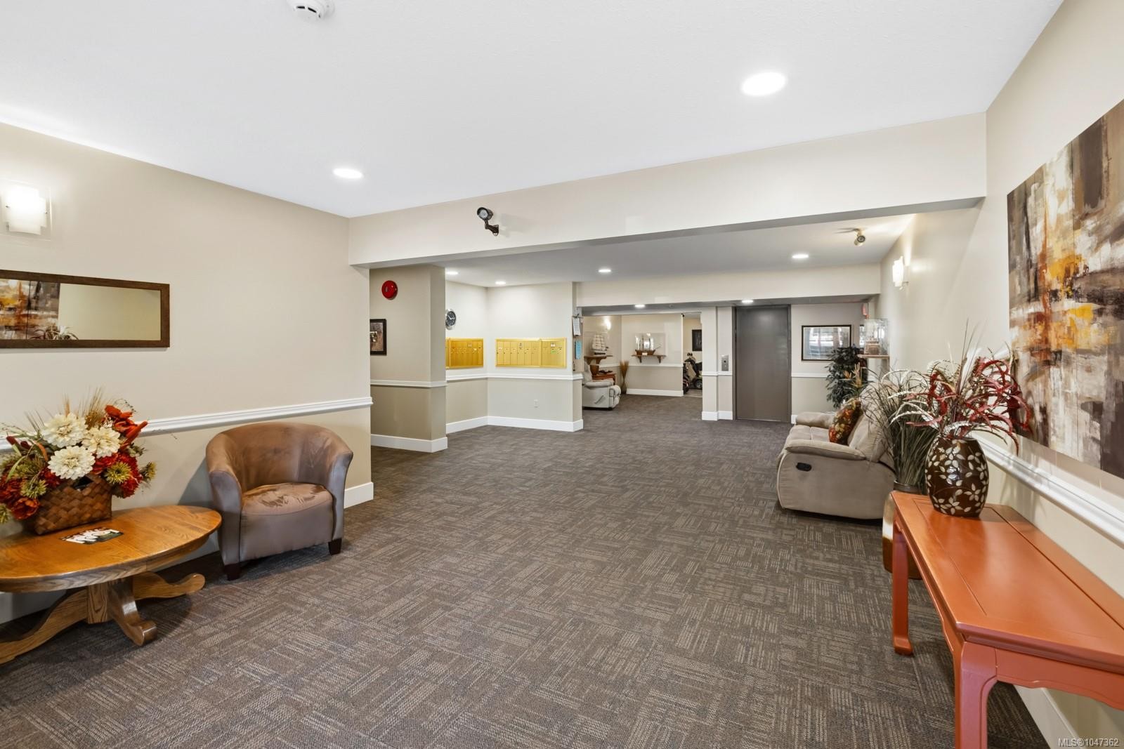 #307-254 First St, Duncan, BC - Indoor