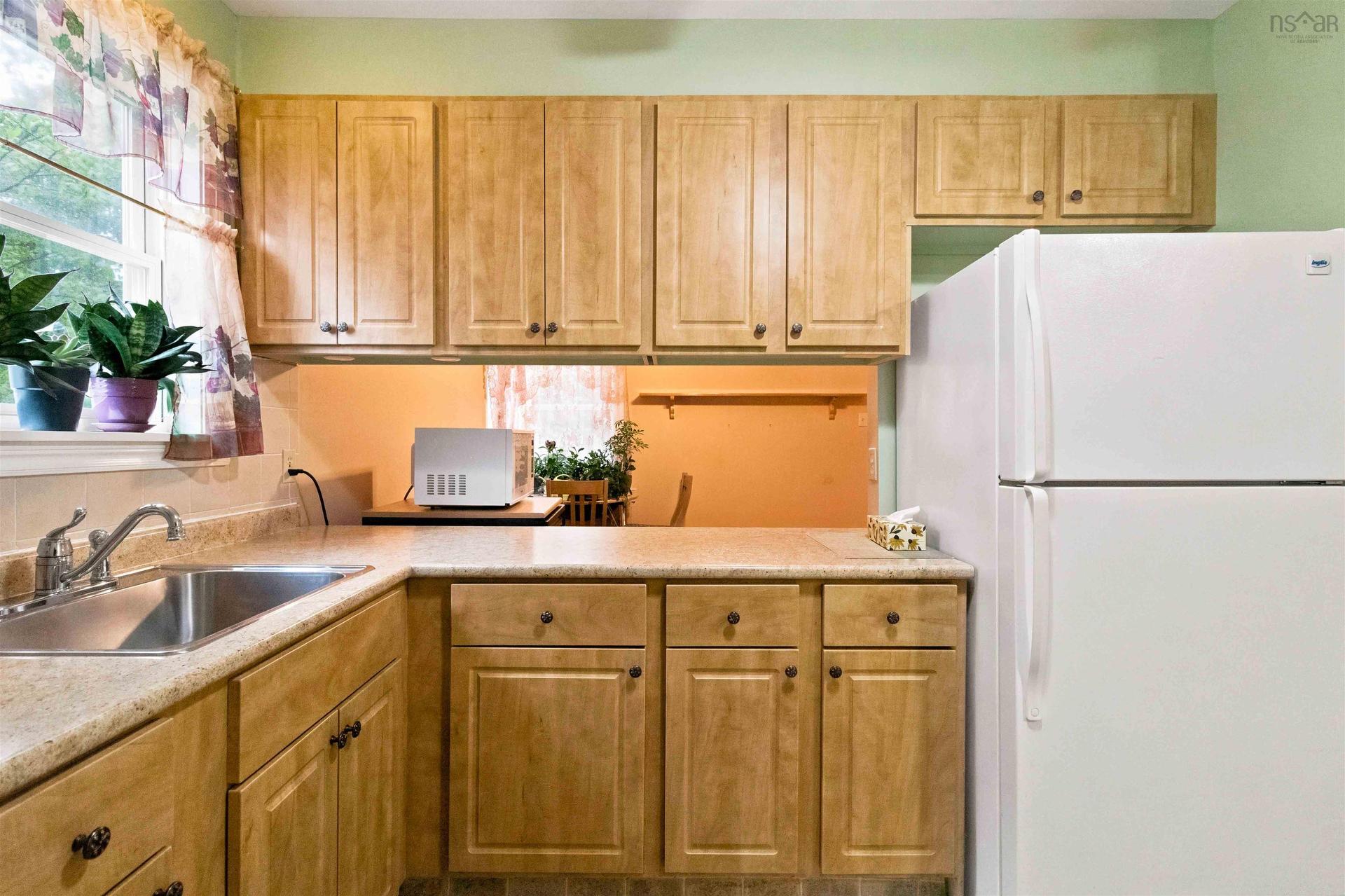 2552 Brunswick Street, Halifax, NS - Indoor Photo Showing Kitchen