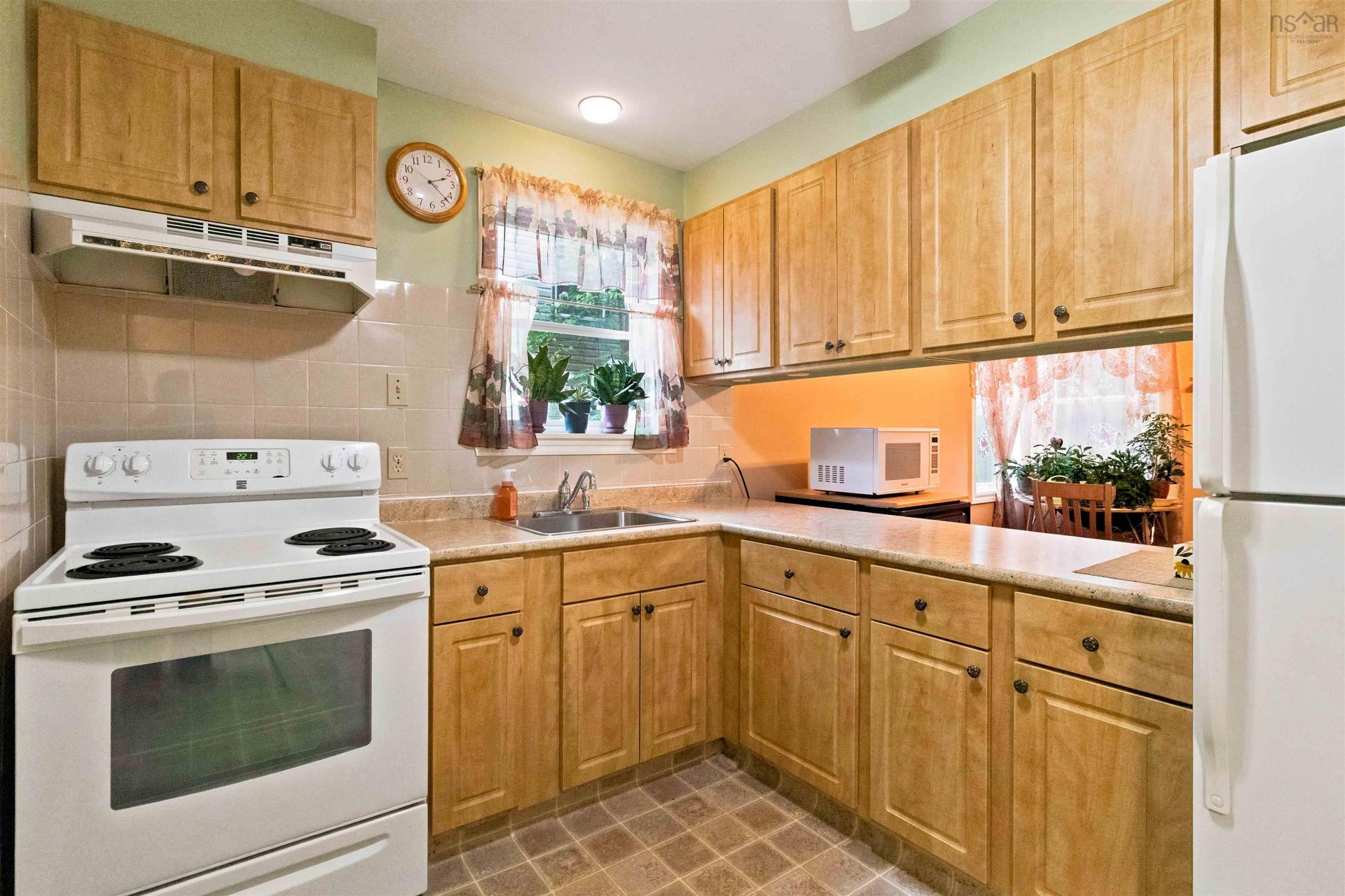 2552 Brunswick Street, Halifax, NS - Indoor Photo Showing Kitchen