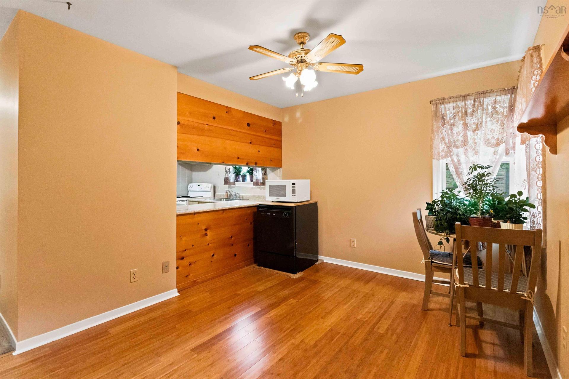 2552 Brunswick Street, Halifax, NS - Indoor