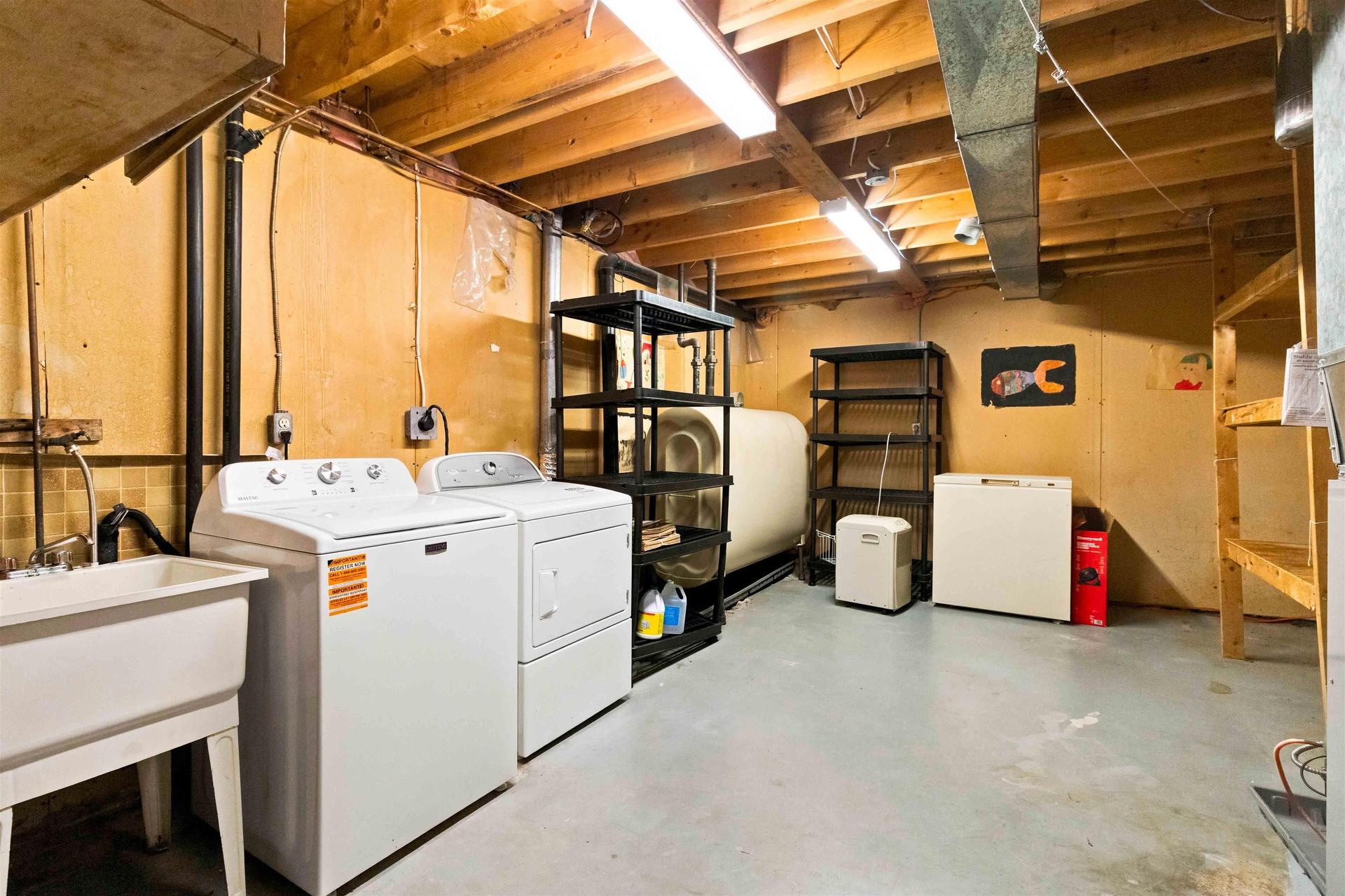 2552 Brunswick Street, Halifax, NS - Indoor Photo Showing Laundry Room