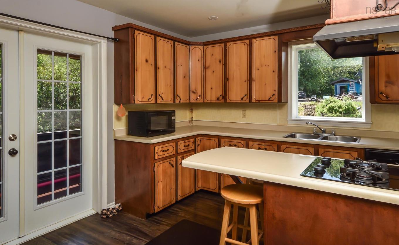27 Riverview Drive, Bridgewater, NS - Indoor Photo Showing Kitchen With Double Sink