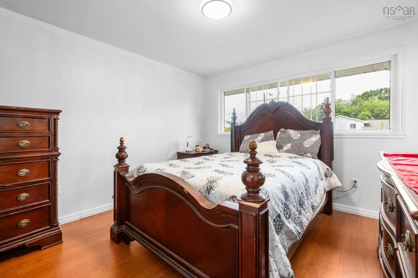 42 Spring Avenue, Dartmouth, NS - Indoor Photo Showing Bedroom