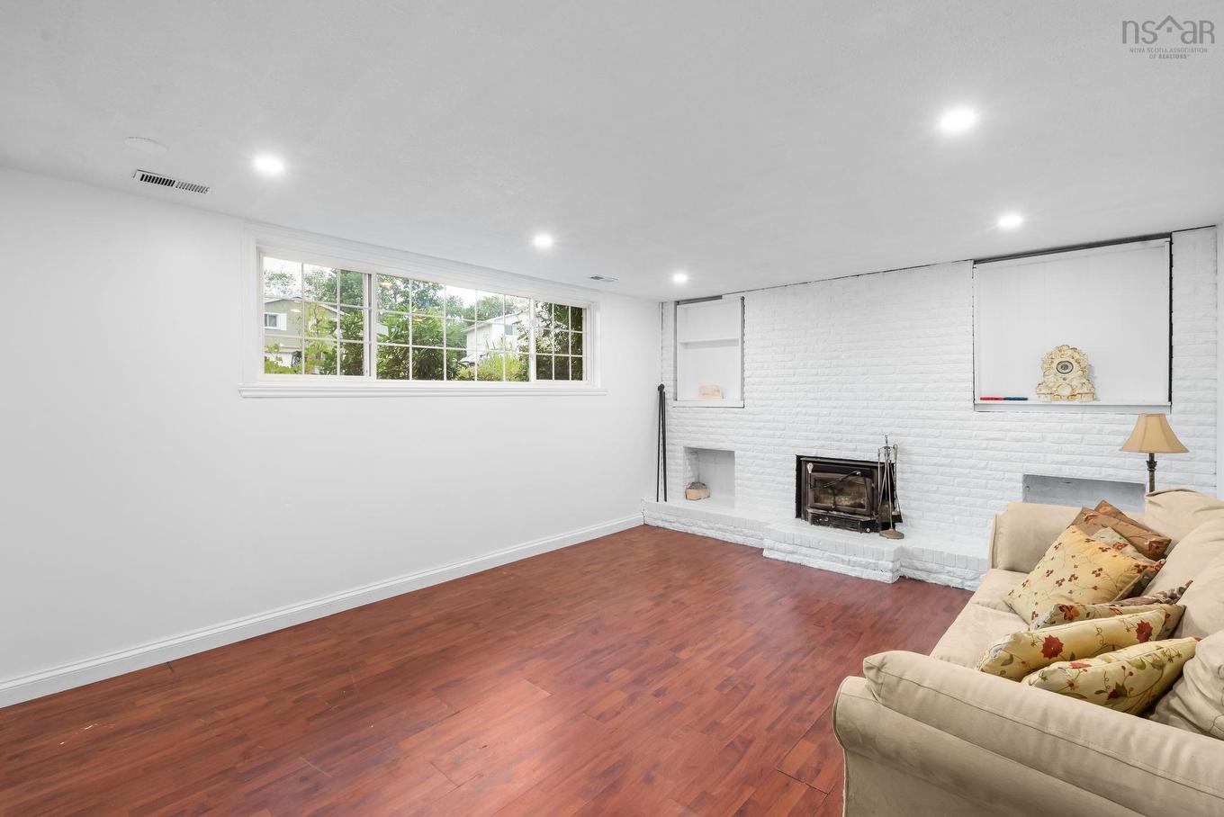 42 Spring Avenue, Dartmouth, NS - Indoor With Fireplace