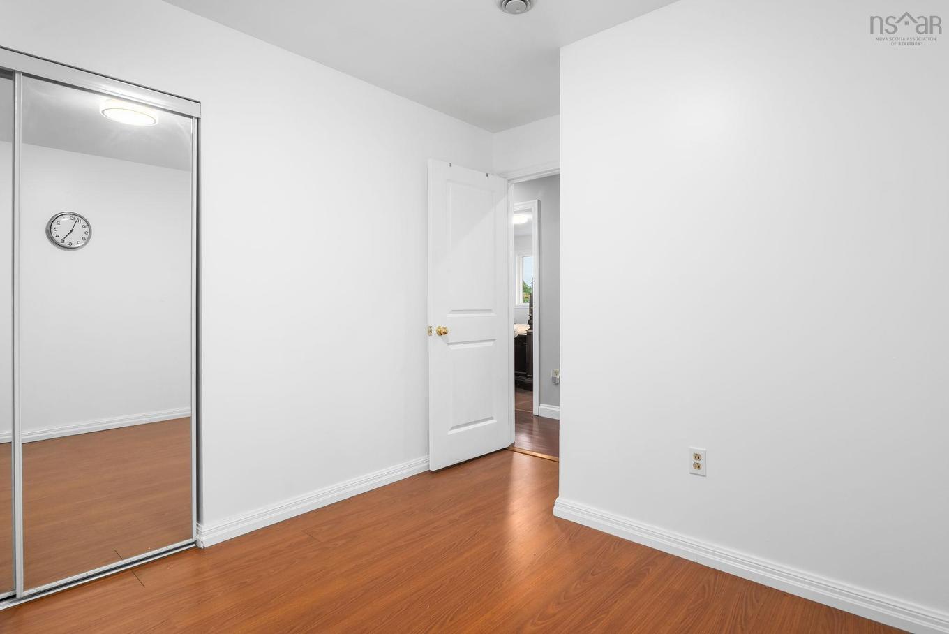 42 Spring Avenue, Dartmouth, NS - Indoor Photo Showing Other Room