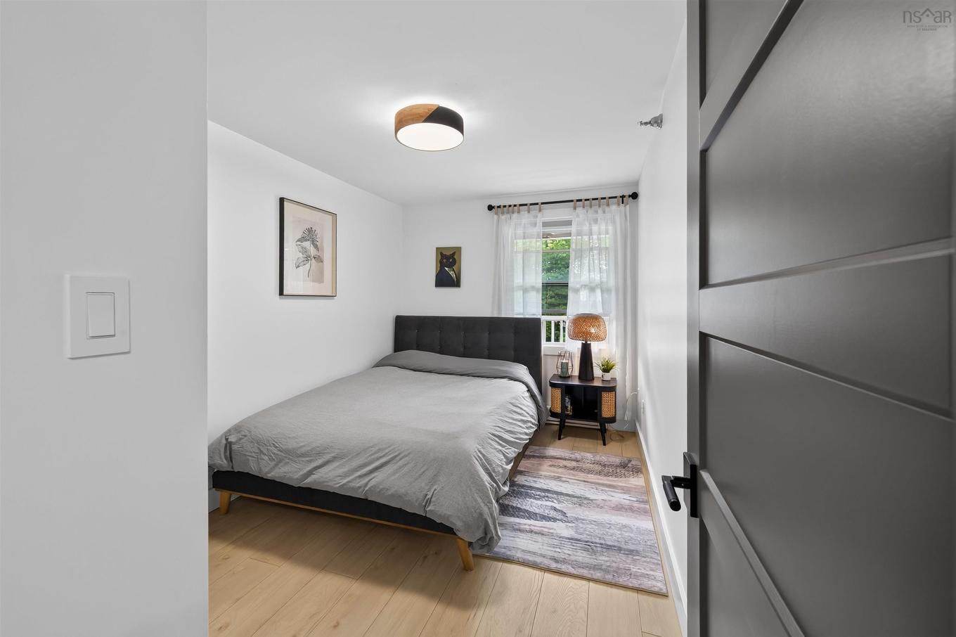 305 93 Kearney Lake Road, Halifax, NS - Indoor Photo Showing Bedroom