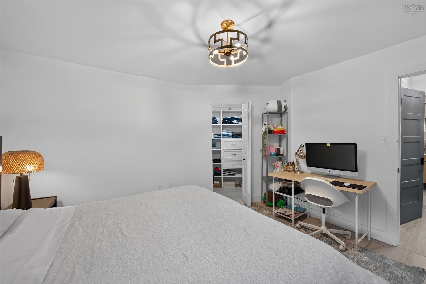 305 93 Kearney Lake Road, Halifax, NS - Indoor Photo Showing Bedroom