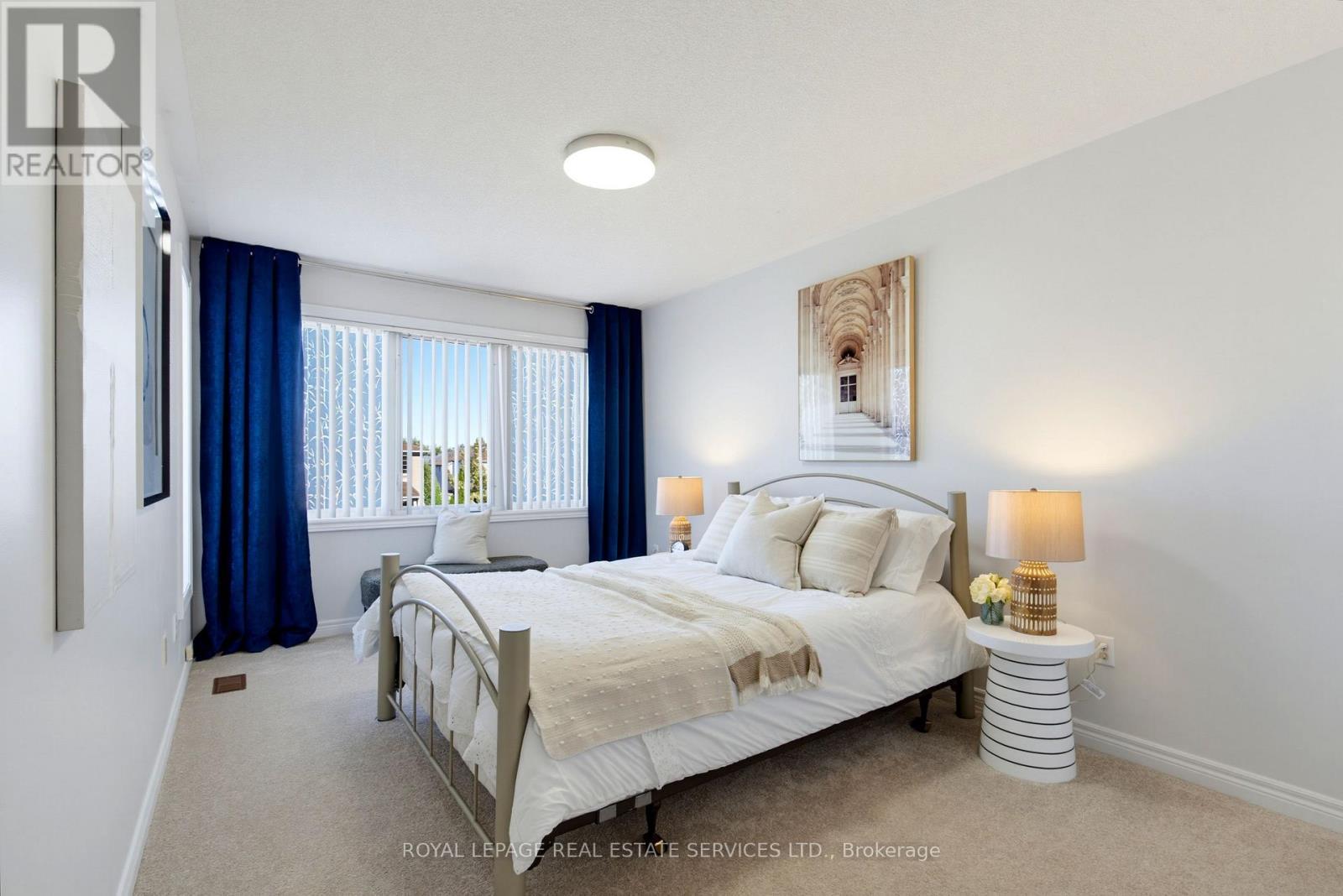 5582 Kimmeridge Gate, Mississauga, ON