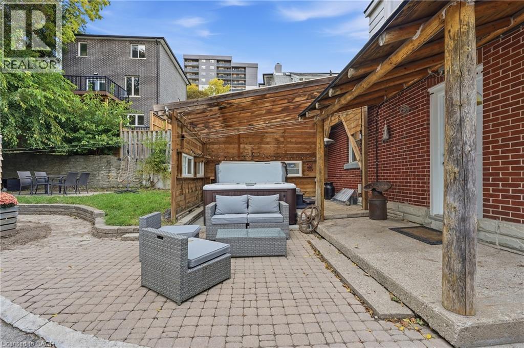 106 Cedar Street S, Kitchener, ON