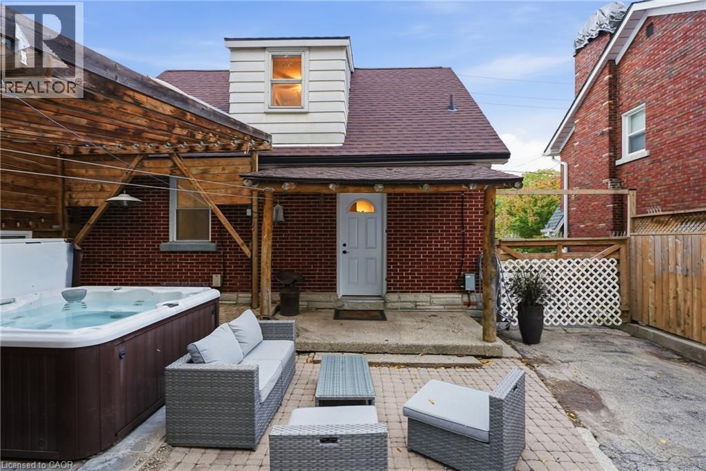 106 Cedar Street S, Kitchener, ON