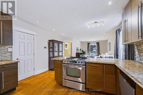 18 Lowrey Avenue N, Cambridge, ON 