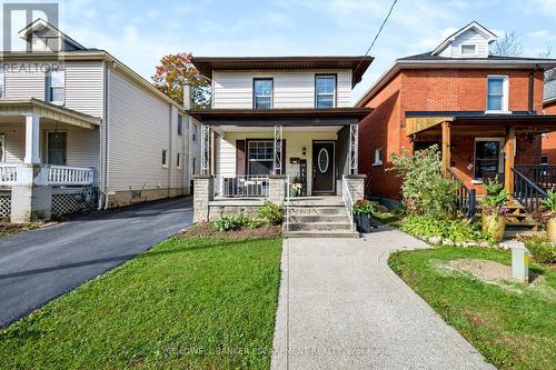 18 Lowrey Avenue N, Cambridge, ON 