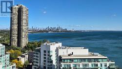 914 - 2083 LAKE SHORE BOULEVARD Toronto, ON M8V 4G2