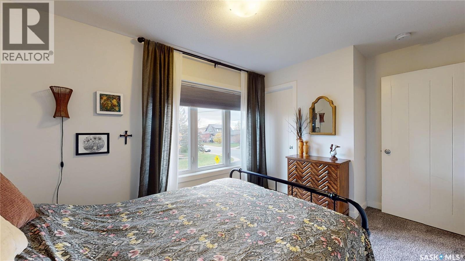 6224 8Th Avenue, Regina, SK