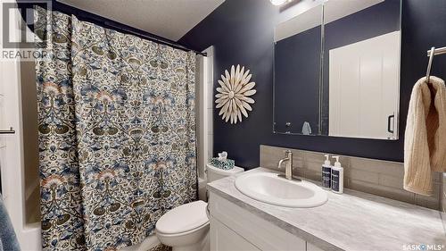 6224 8Th Avenue, Regina, SK 