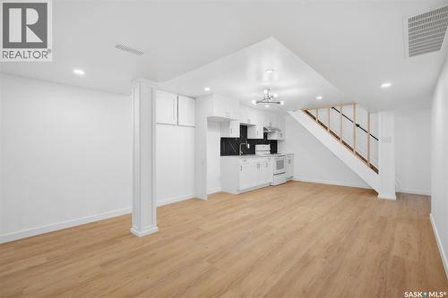 3805 Diefenbaker Drive, Saskatoon, SK 