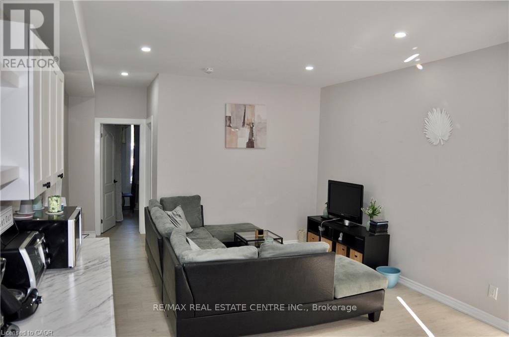 119 Ottawa Street N, Hamilton, ON