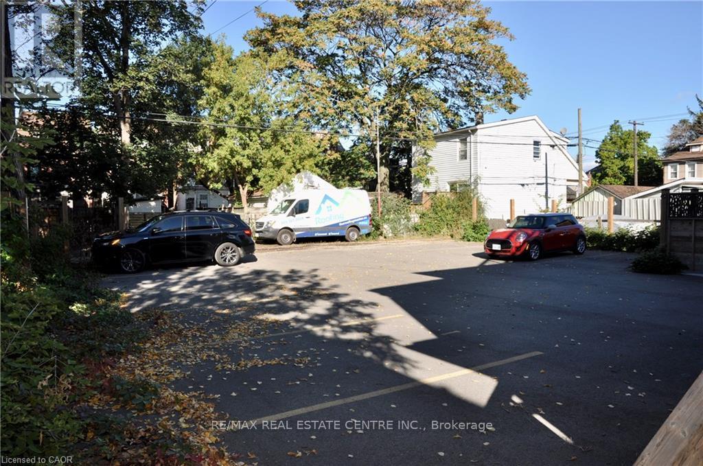 119 Ottawa Street N, Hamilton, ON