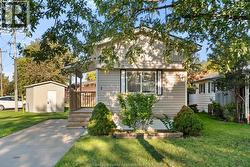 1 Cedar CRESCENT Unit# 101 Mcgregor, ON N0R 1J0