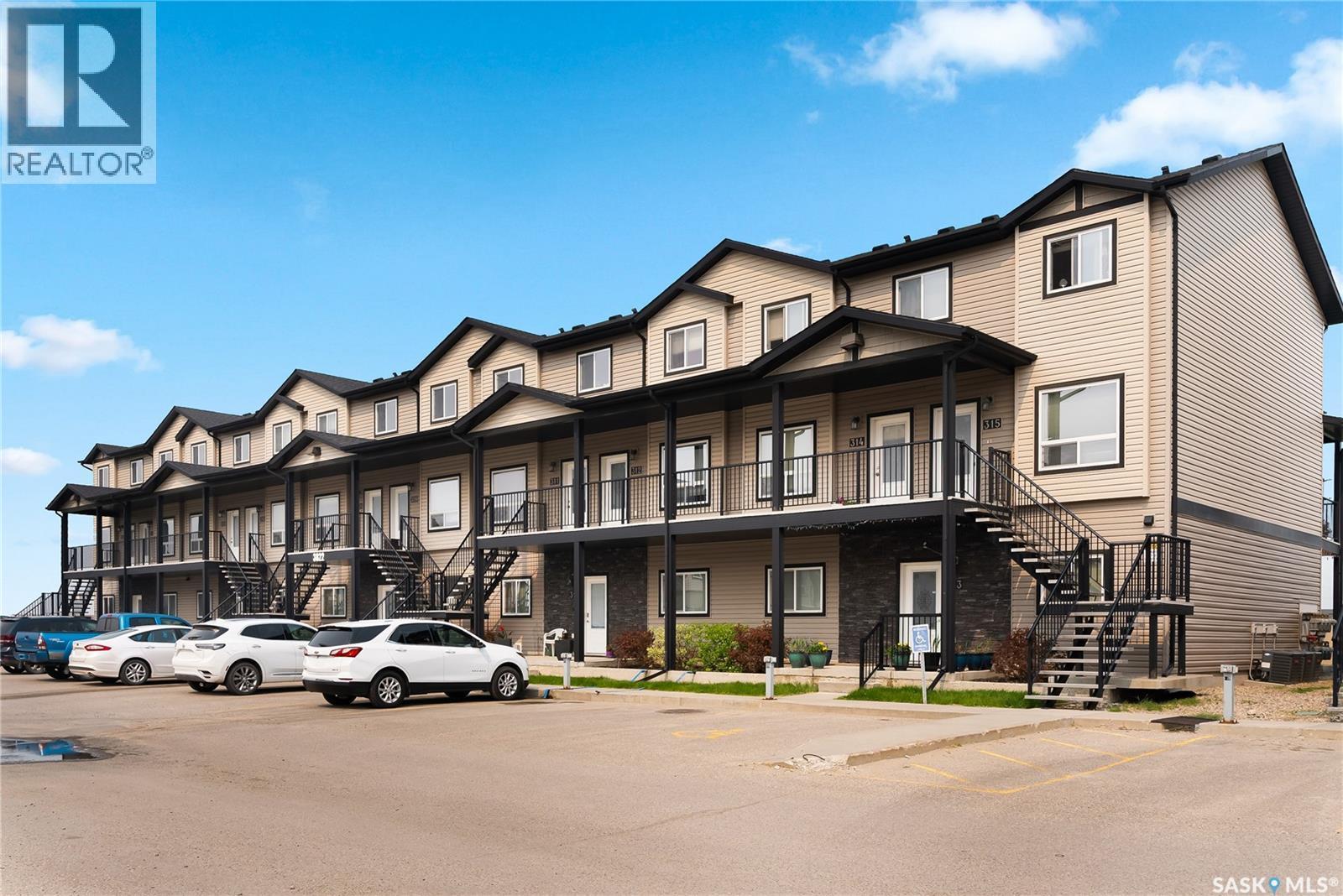 305 3822 Dewdney Avenue E, Regina, SK