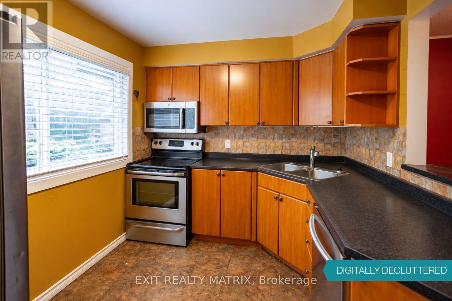 3006 Fairlea Crescent, Ottawa, ON