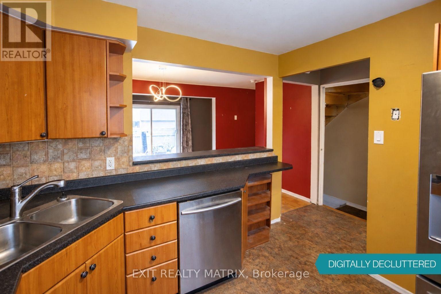 3006 Fairlea Crescent, Ottawa, ON