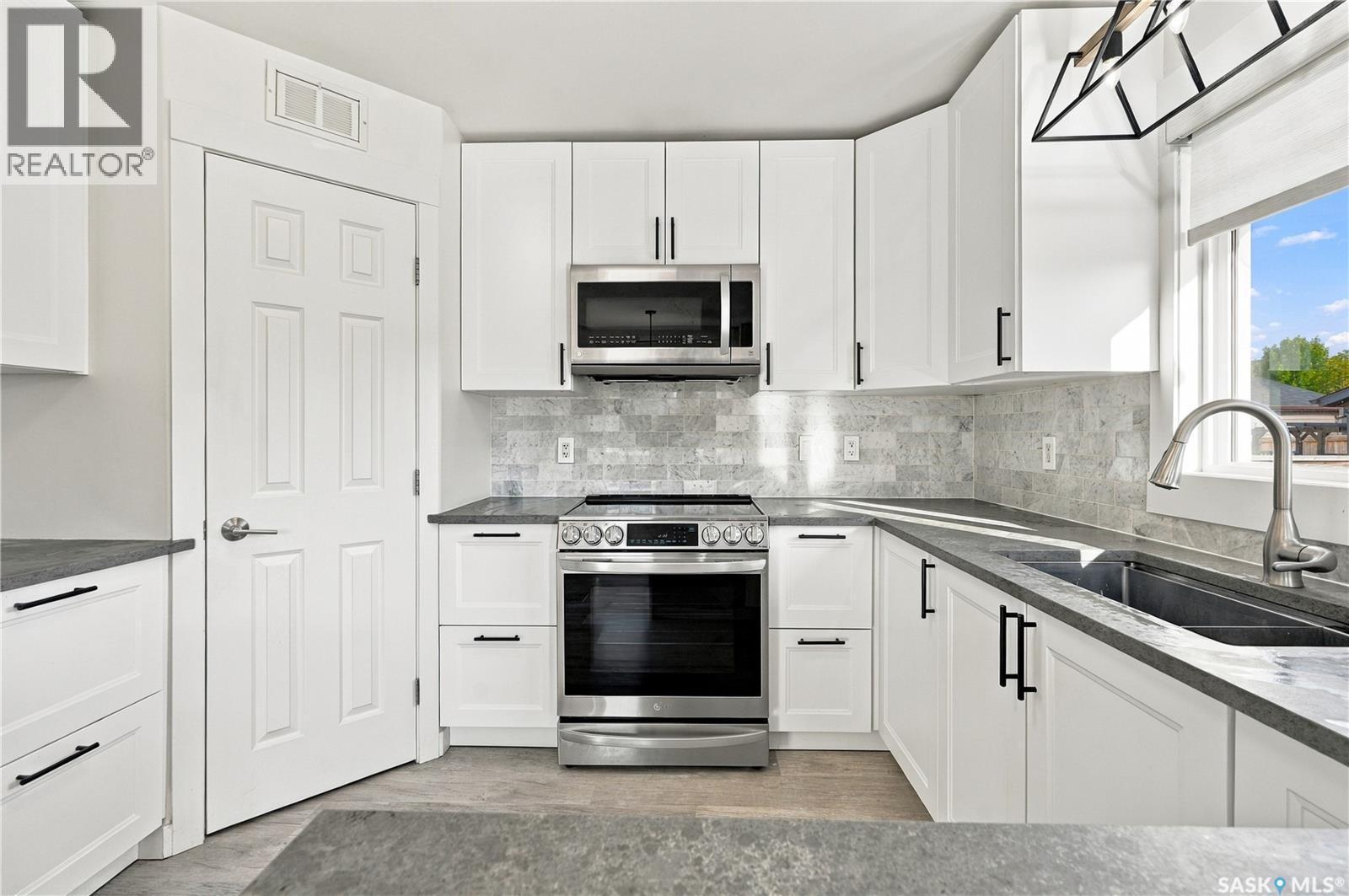 302 Gordon Road, Saskatoon, SK