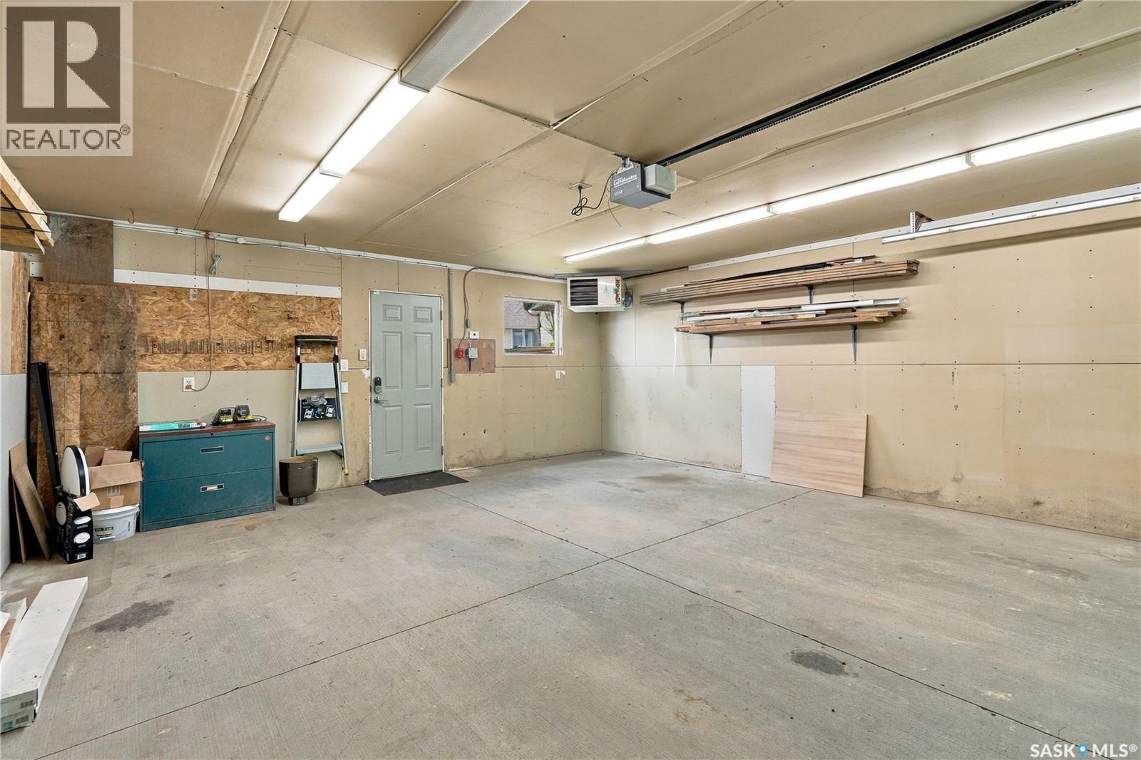 302 Gordon Road, Saskatoon, SK