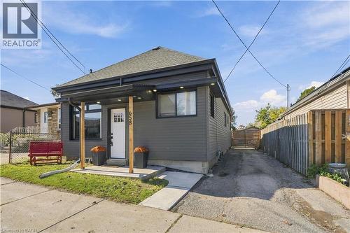658 Upper Wellington Street, Hamilton, ON 