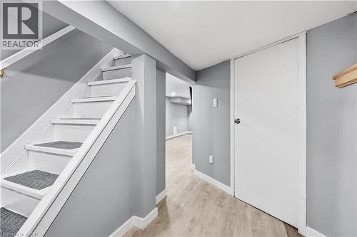 658 Upper Wellington Street, Hamilton, ON 
