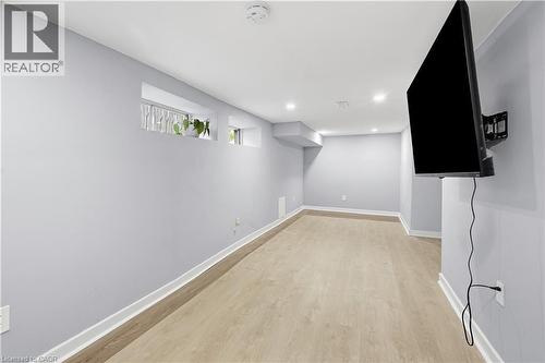 658 Upper Wellington Street, Hamilton, ON 