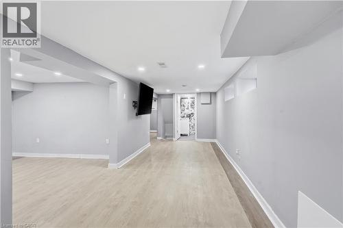 658 Upper Wellington Street, Hamilton, ON 