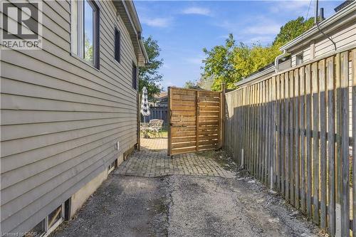658 Upper Wellington Street, Hamilton, ON 
