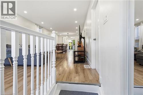 658 Upper Wellington Street, Hamilton, ON 