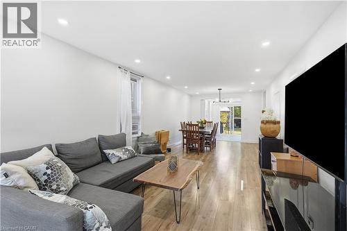 658 Upper Wellington Street, Hamilton, ON 