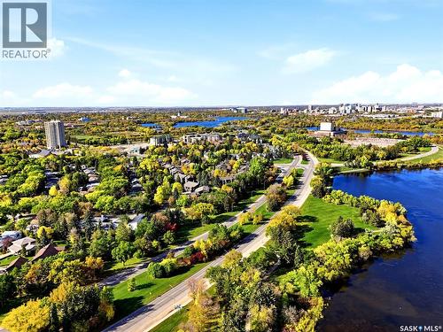 27 Quincy Drive, Regina, SK 