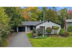 41 Simcoe CRT  Fredericton, NB E3B 2W9