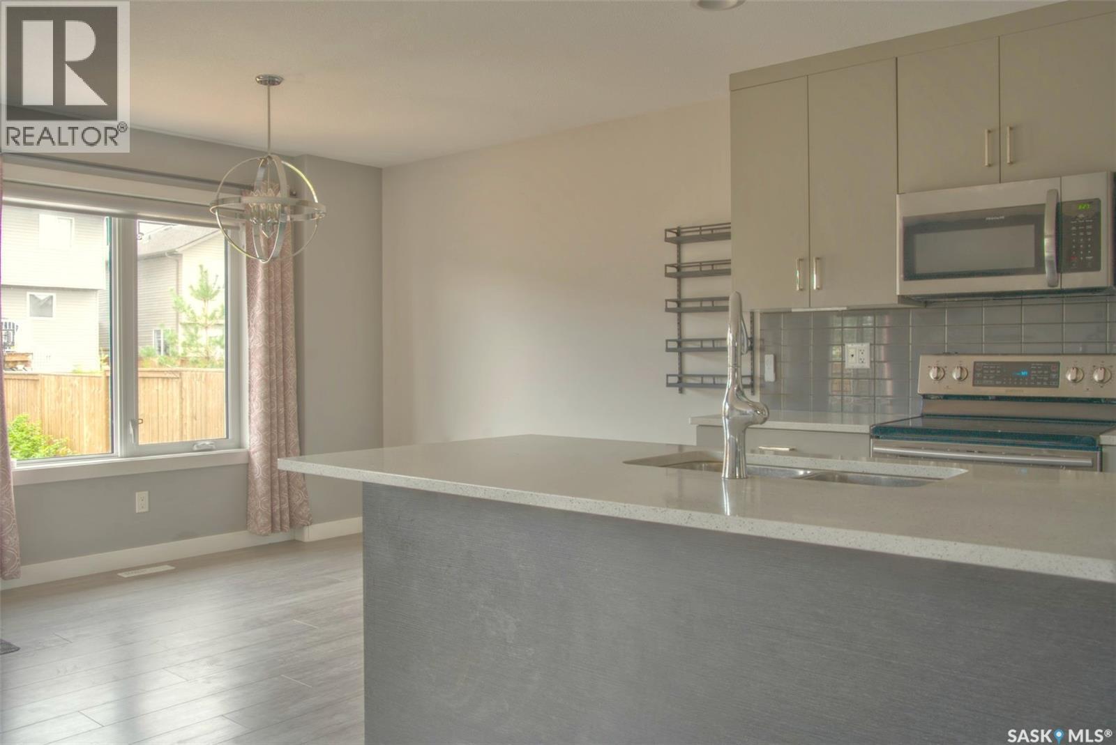 341 Germain Manor, Saskatoon, SK