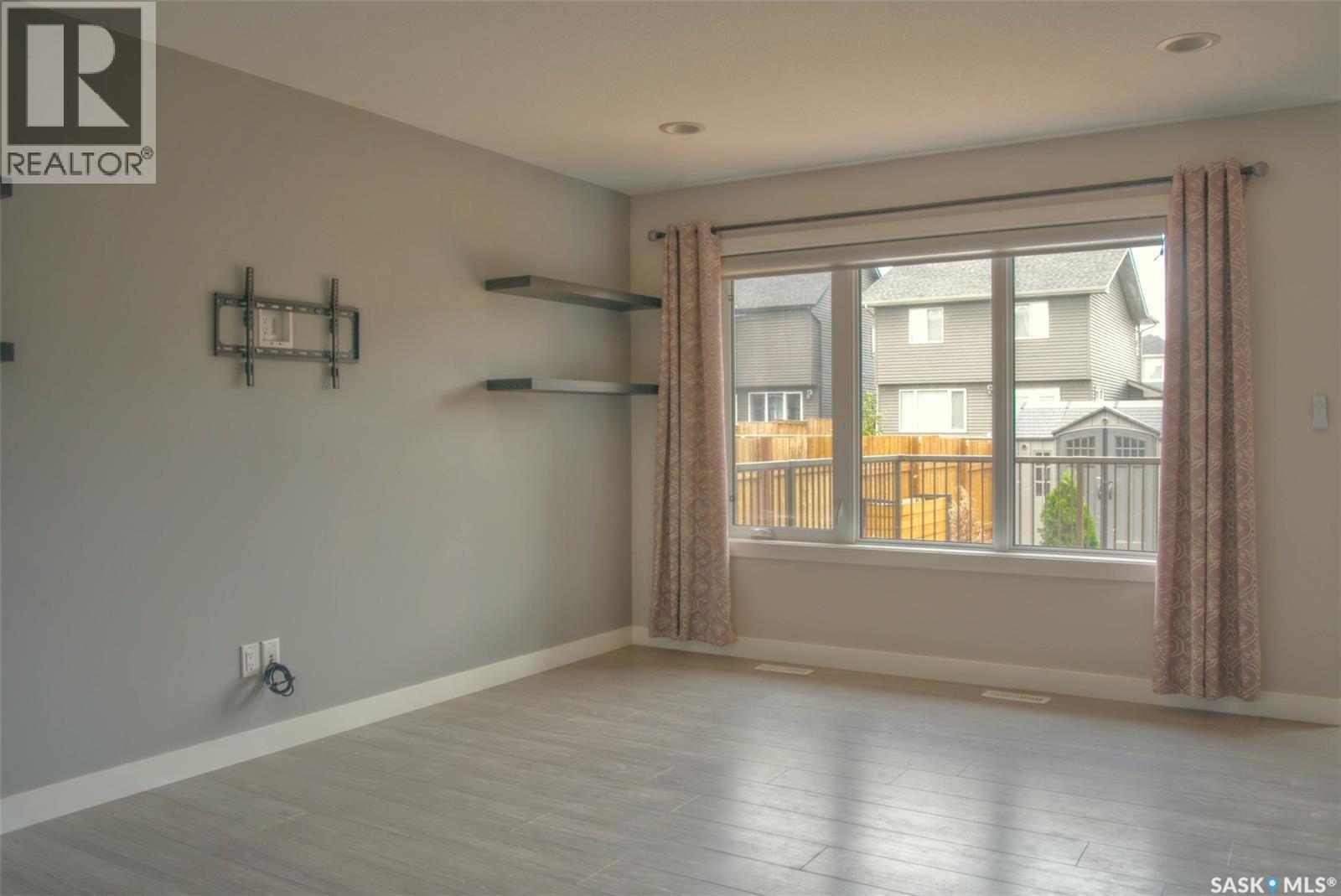341 Germain Manor, Saskatoon, SK