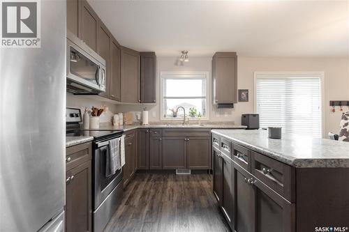 1318 Hunter Road, Saskatoon, SK 