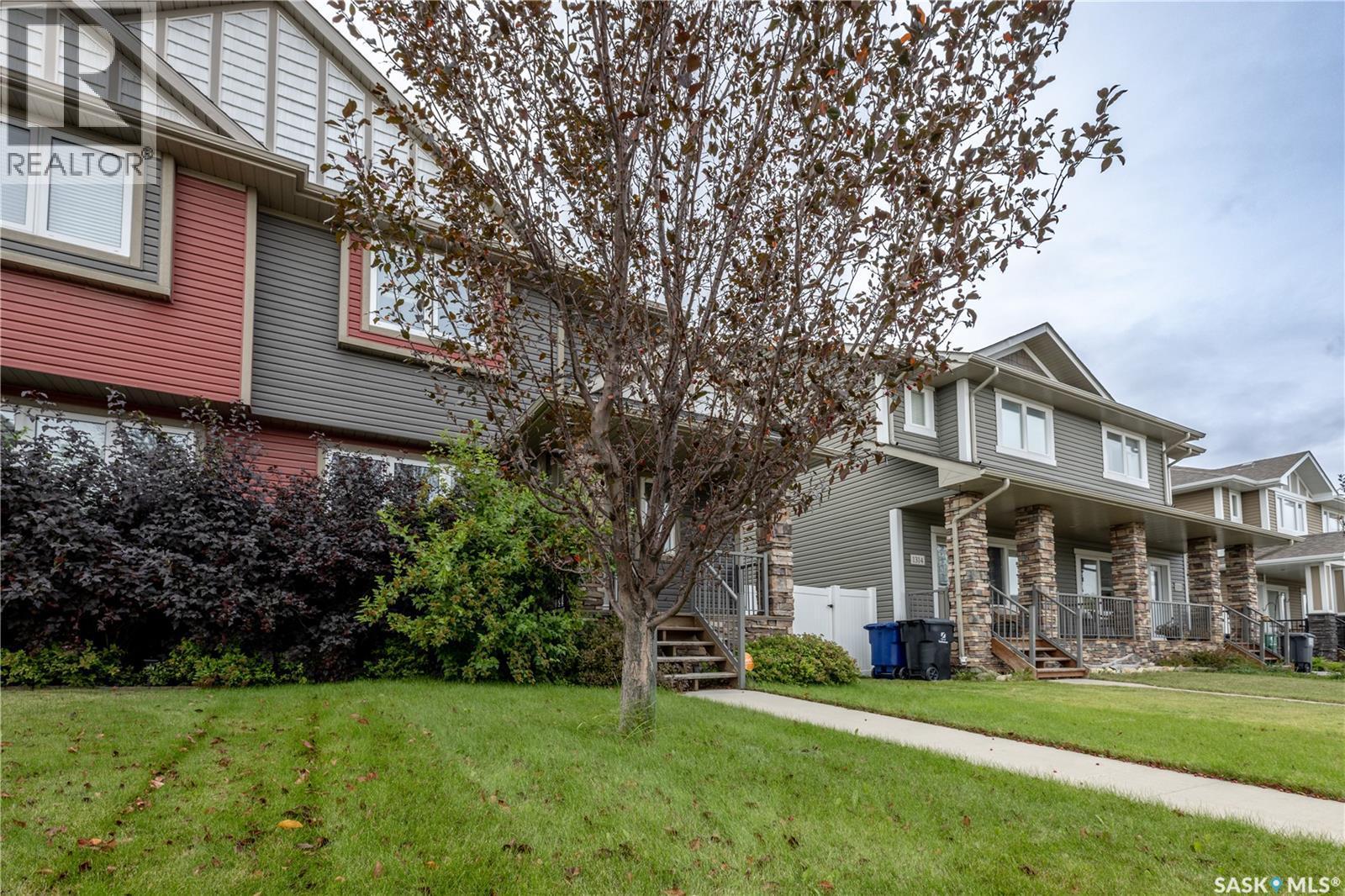 1318 Hunter Road, Saskatoon, SK