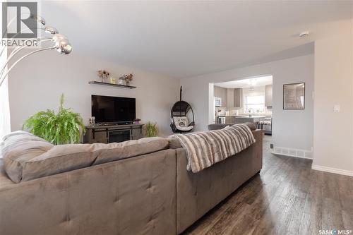 1318 Hunter Road, Saskatoon, SK 