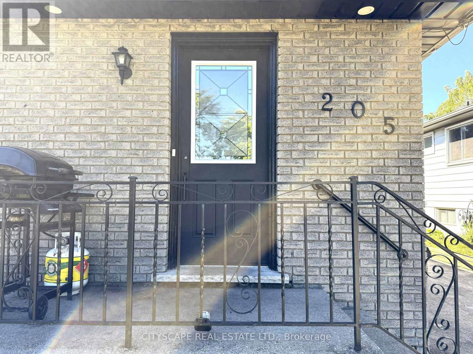 Entrance - 205 Bonaventure Drive, Hamilton, ON