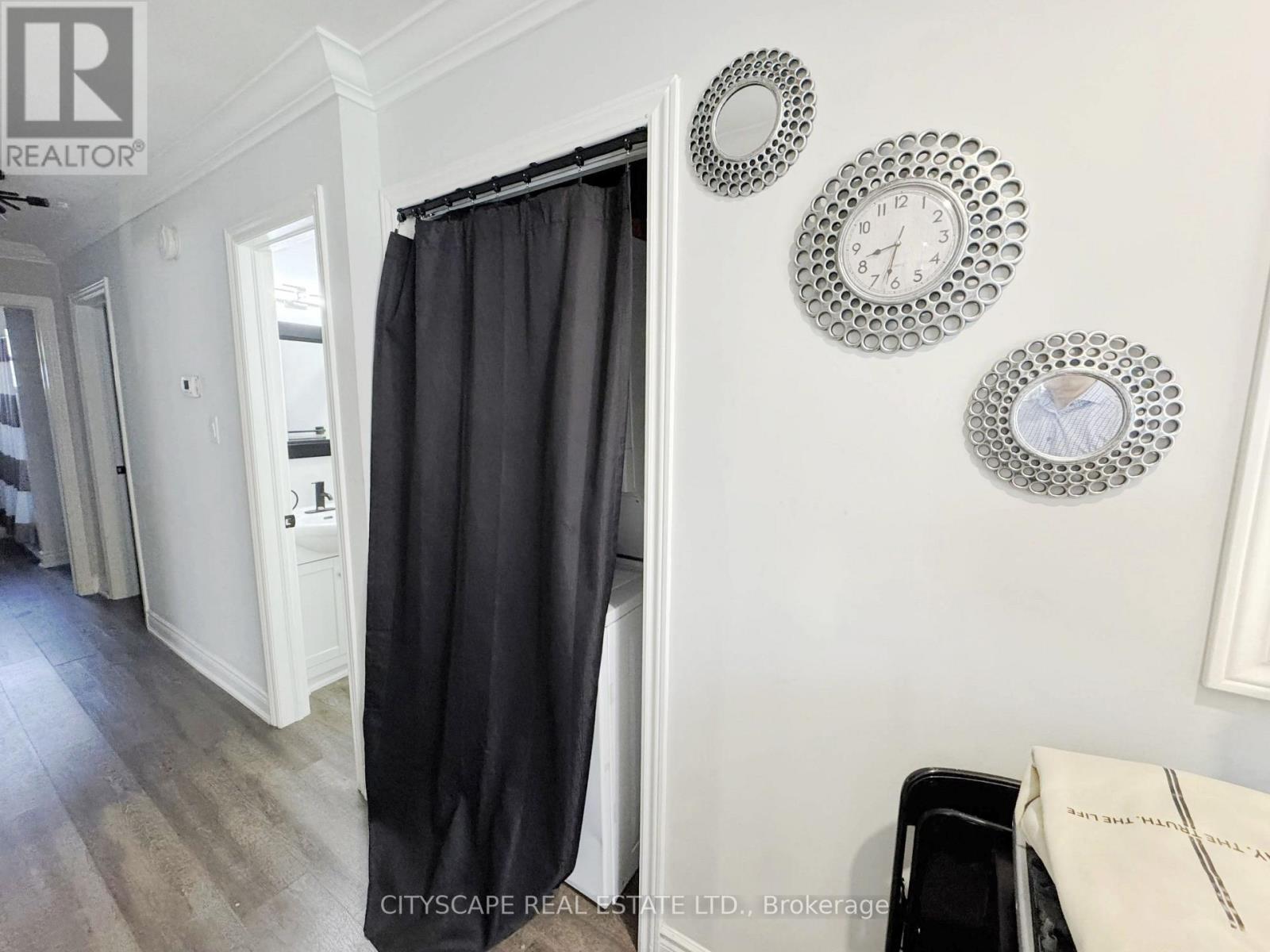 Laundry Area - 205 Bonaventure Drive, Hamilton, ON