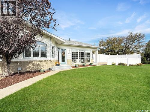 B 558 8th AVENUE NE  Swift Current, SK S9H 2R1